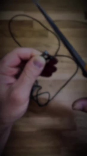 Make a Stylish Paracord Bracelet in Minutes