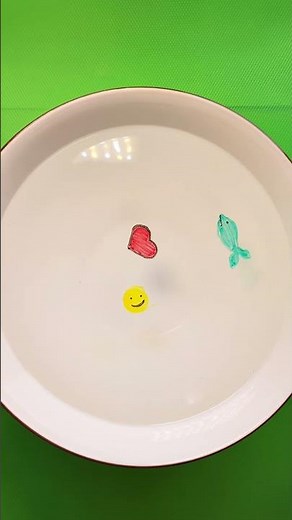 Floating Letters 🚀 Simple Science Experiment 🤓