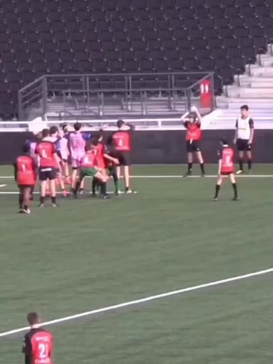 Oyonnax - Stade Français 🏉 Matmut Stadium Gerland 📍 Super Challenge Rugby U14 @Oyonnax Rugby @Stade Français Paris #SCFRUGBY #RUGBY #FFR #sport #pourtoii #foryou