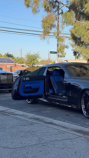 SETCO AUTO BODY SHOP on Instagram: "Who closed the doors? 🌴 Setco Auto Body - 7716 Clybourn Ave, Sun Valley, CA 91352 #rollsroyce #wraith #rollsroycewraith #phantom #rollsroycephantom #luxurycars #luxurylifestyle"