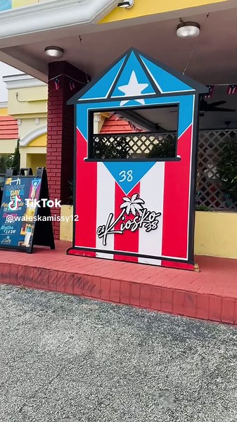 Yo lo unico que quiero anunciar por aqui es que todos los foodies out there tienen que visitar el Kiosko is a must !! 10/10 we will come back for more !! La comida una delicia, el staff unos amores, el ambiente, puedes ver la cosina behind glass so you know everything’s thats going on in that kitchen, the setup i mean everthing was just so delightful !!! Aqui les dejo la dirreccion 👇👇👇. https://maps.google.com/maps/place//data=!4m2!3m1! 1s0x88dd712cce36c8e9:0x35174407a5aa2a67?entry=s&sa=X&ved