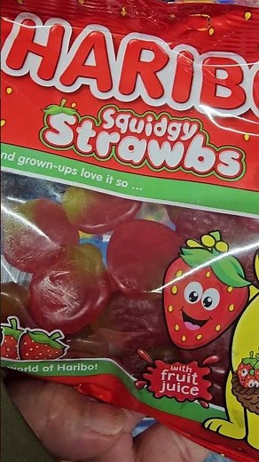SQUIDGY STRAWBS #sweets #haribo #shorts