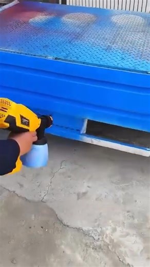 SPRAYTECH gives you the control of a brush with the speed of a...