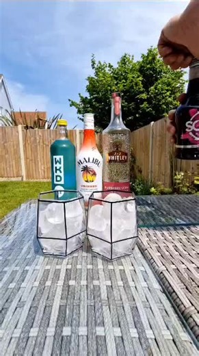 wkd berry dream cocktail raspberry vodka raspberry sourz strawberry malibu wkd blue cheers #drink #liquer #garden #cheers #love #sunshine #drinksjockeys1 #drinks_jockeys #summer #cocktail #shot #shooter #jjwhitley #vodka #sourz #malibu #wkd #weekend #strawberry #raspberry #ice #wicked