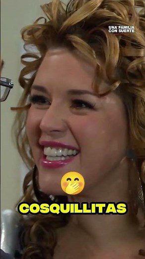 A kiss is a heartfelt vow! #UnaFamiliaConSuerte