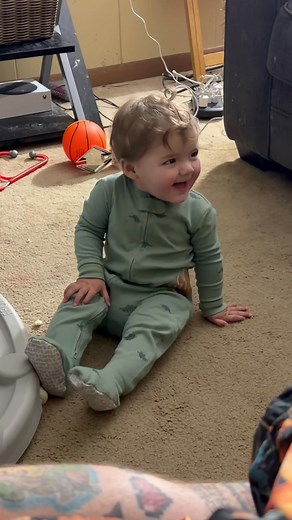 Oh baby giggles 😂 | Brandon Clark