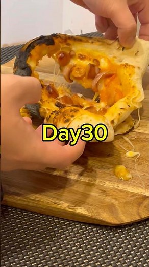 ⠀100日後イタリア人よりも美味しいピザを作る男 生地の保管方法何かいいのあれば教えてください🍕#ピザ#ピザ生地#ENRO #shorts