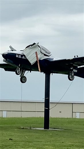 #KOAMicymi Neosho Airport entrance. Silos along railroad tracks. Various buildings in immediate area. >> BIT.ly/4jXphYc — | Joplin News First