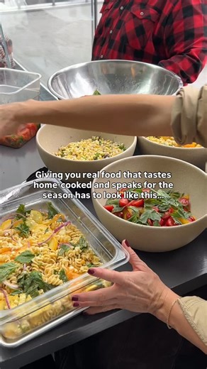 Our promise to you is to keep it real—testing our seasonal recipes until they’re perfect to put in front of you. No tomatoes in winter, no beets in summer. Just a plate that matches what’s currently growing ❤️ #chicago #seasonal #realfood #restaurant #seasonalfood | FARE Chicago