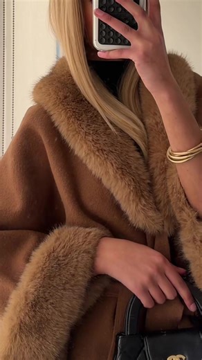_elleizzy (@_elleizzy)’s videos with Passionfruit (Instrumental) - Luke Muzzic