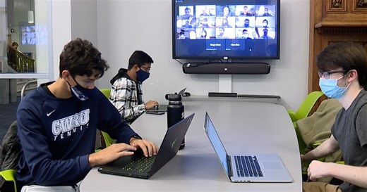 Best of both worlds: Case Western professor takes a hybrid approach to hybrid instruction