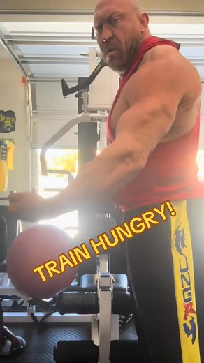 Train hungry, or just go home. Unless your gym is your home 😉 Feed Me More! #Ryback #Hungry #FeedMeMore | Ryback Rules