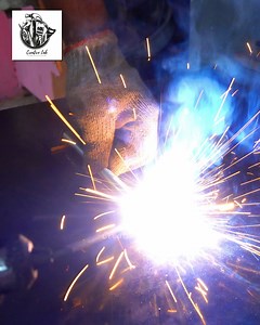 4 Simple DIY Indoor Automatic Gate Latch Ideas You Can Try! #doorlatch #diytools #metalworking #welding #creativetools #lifehacks | Creative Lab