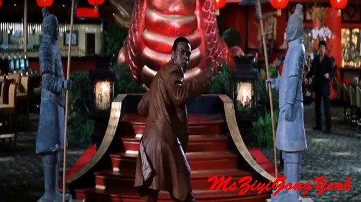Rush Hour 2: Ziyi Zhang vs. Chris Tucker (Crazy & Bad Girl)