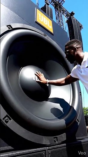 #automobile #bass #mix #jblhardbass #music #bass808 #carmusicetc #dj #subwoofer #bassboosted