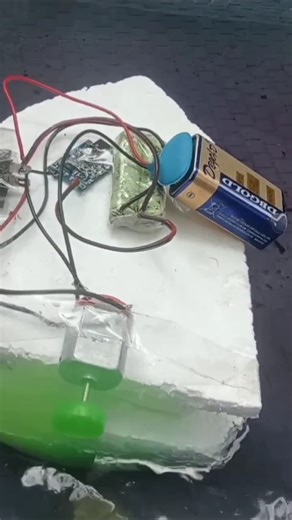 How to make a mini boat ⛵ #technology #diy