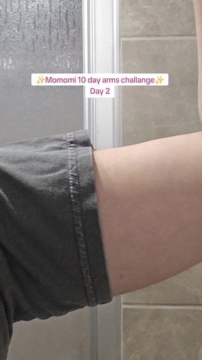 Momo 10 Day Arm Challenge: Day 2 Progress