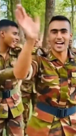 বাংলাদেশ সেনাবাহিনী চিনতে পারছো #freefire