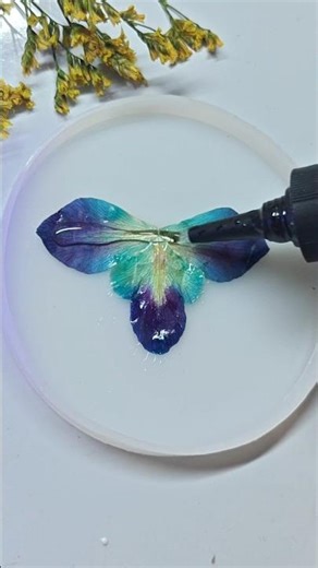 Making a Real Flower Resin Pendant 💙✨ | Satisfying DIY UV Resin #ytshorts #resinart #pendant #diy
