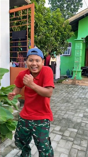 Dancing Pocong