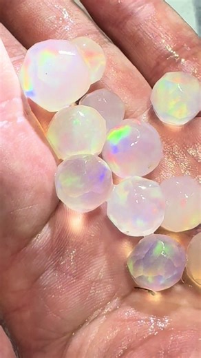 Opal beads#crystaljewelry #crystalfactory #crystaljewelrywholesale #crystalhealingenergy #opal