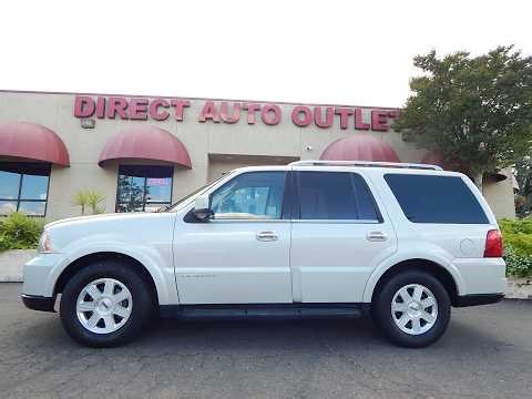 2005 Lincoln Navigator in depth walk around video review!