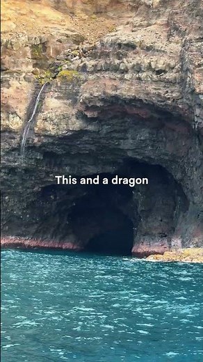 This place and a dragon!! #kauai#napalicoast#napali