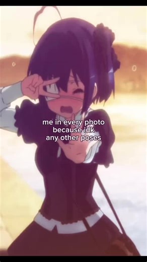 @umroit on Instagram: "1992年发行的西班牙塞维利亚二人组Los del Río的歌曲🎶，最初在西班牙获得了人气🇪🇸， 随后传播到拉丁美洲和美国🌎，成为全球范围的超级热门曲目🔥。 这首歌爆发式流行的契机正是1996年亚特兰大奥运会🏅。 当时美国女子国家体操队的表演🤸‍♀️通过全球直播📺，与《Macarena》欢快的节奏💃完美融合，使这首歌的人气迅速飙升📈。 结果，在1996年，《公告牌》Hot 100榜单上连续14周夺得第一名🏆，创造了历史纪录📝，并在年末榜单上位列第一✨，同时在《公告牌》有史以来榜单上也升至第8名🥳，创造了巨大纪录。 尤其值得一提的是，这首非英语外语歌曲🌐在美国市场取得如此成功的案例，即便现在也屈指可数👏。 另一大成功因素是其令人上瘾的舞蹈🕺。简单但突出腰部动作的舞步，当时受到了男女老少👨‍👩‍👧‍👦的广泛欢迎，让全世界的人都想尝试模仿🤩。 《Macarena》成为90年代代表性的全球文化现象🌟，也是跨越世代的回忆金曲💖。 ▶ 大家是否还记得，在派对🎉上大家一起手舞足蹈、配合腰部动作跳《Macar