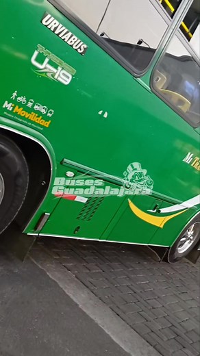 "Fan de lo simple, de lo sencillo". 🫀 #JR🥂 #BG | Buses Guadalajara