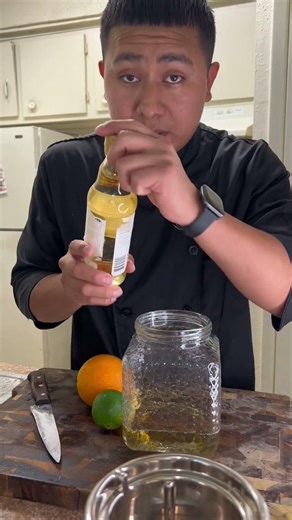 This is how you prepare vinegar for sushi #sushilife #food