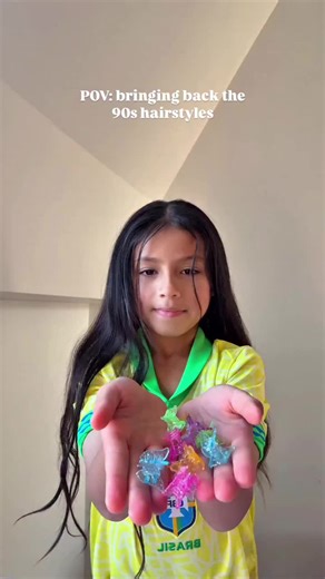 Bringing back the 90s butterfly clips 🦋—and yes, we’re definitely feeling it. But behind every cute clip is a solid styling lineup 👇 ✨ Step 1: Deter-n-Detangle – for soft, tangle-free hair (no tears here) 🌊 Step 2: Salt ‘n Play Texture Spray – add volume   that cool, lived-in grip 🛡 Step 3: Rock ‘n Repel Hairspray – flexible hold and a layer of lice protection (yep, really!) 90s hair, modern haircare. 🛒 Shop the full routine at eekoloks.com reposted @miaxtati #EekoloksAU #90sHairRevival #Bu