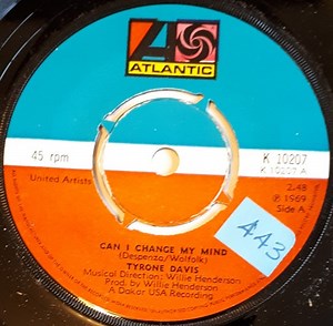Tyrone Davis - Can I Change My Mind