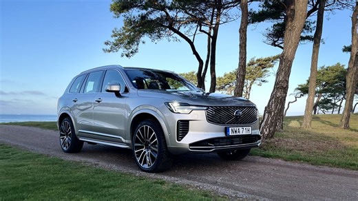 2025 Volvo XC90 gets updated tech, newly available air suspension | Reviews