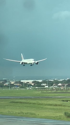 101K views · 1.3K reactions | QATAR Airways B787 A7-BCC DOH-CRK final approach for landing. #planespotting #aviation #airportlife #followers #atc #everyone #highlights #viewers #fbreelsfypシ゚viralシ #fbviralreels #fbshortvideoreels #fbreelsfypシ゚ #fbreels #fbreelsvideo | RampCon | Facebook