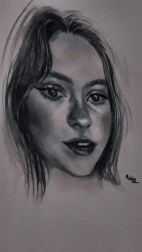 Quick Tutorial on Drawing Faces in Surreal Art