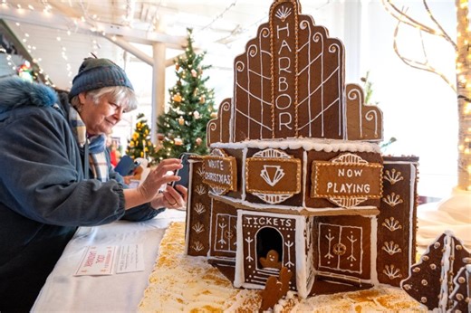 Want to build a gingerbread house? These experts have the sweet tips and tricks.