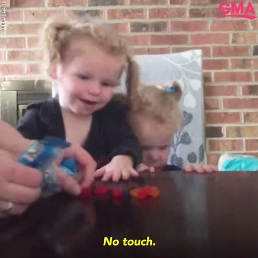 Mom of twins tries out the fruit snack challenge l GMA Digital
