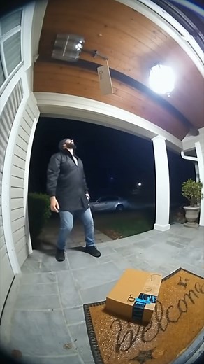 package thief gets water surprise! | Evan Era
