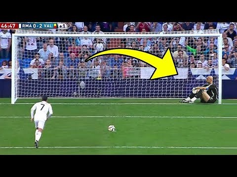 17 lustigste Elfmeter im Fußball!