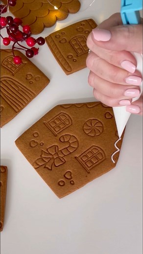 224K views · 2.6K reactions | We’ve made gingerbread house decorating...