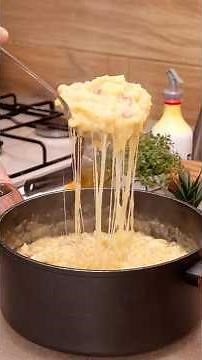 PASTA WITH POTATOES AND PROVOLA