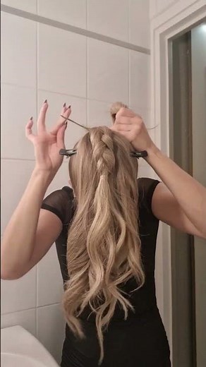 PARTY HAIRSTYLE 🪩 #hairstyle #hairtutorial #hairtok #braids #chignon #hair #braidhairstyle #updo