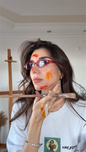 Gizem Akdağ on Instagram: "painter > artist 🎨🧚🏻‍♀️"