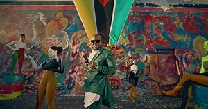 29K views · 1K reactions | Mr. Bow - FIRME (Vídeo Oficial) YouTube: https://youtu.be/eoYw1JDLwWw Informações adicionais: > PROMOVA A TUA OBRA MUSICAL AGORA: https://1musicmoz.com/envio-de-musica © Todos os direitos reservados a 1MusicMoz Ltd. | 1MusicMoz | Facebook