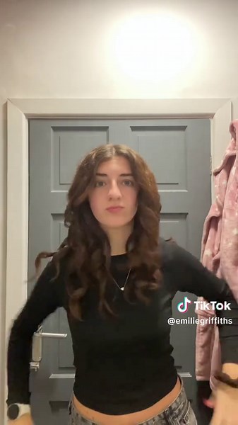 Curls Transformation Tutorial with TRESemmé and L’Oréal Paris