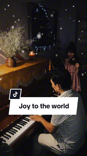 Joy to the World: Festive Piano Cover