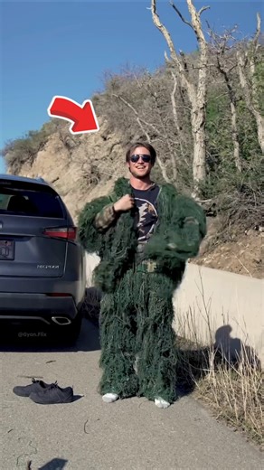 Are photographers using ghillie suits? #shorts