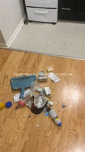 Zechariah james on Instagram: "Come clean this funk box with me on the spectrum cleaning my living room and refrigerator on the spectrum #explorepage✨ #viral #humor #funnyvideos #hilarious #comecleanwithme #cleaning #real #spectrum #comedy"