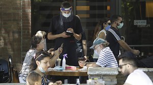 Is dining outside really safe during coronavirus pandemic? Experts weigh in