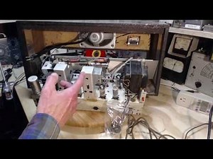 Florida AM/FM/SW Tube Radio Video #10 - Troubleshooting Distortion